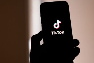 Tiktok sarà bandito? Ultimi aggiornamenti sul divieto degli Stati Uniti: Hollywood Life