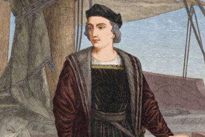 Circa 1475, Italian explorer Christopher Columbus (1451 - 1506) aboard a sailing ship. (Photo by Stock Montage/Getty Images)