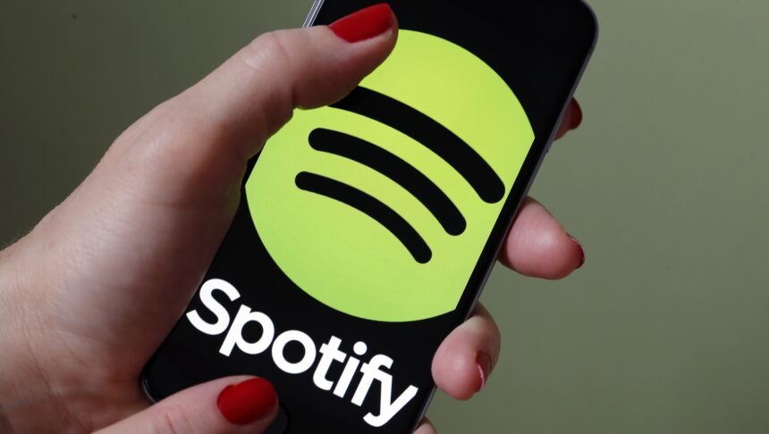 Perché Spotify è giù? Scopri il motivo e scopri le voci di Hack - Hollywood Life
