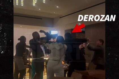 DeMar DeRozan entra in alterco fisico nel ristorante sushi, in video