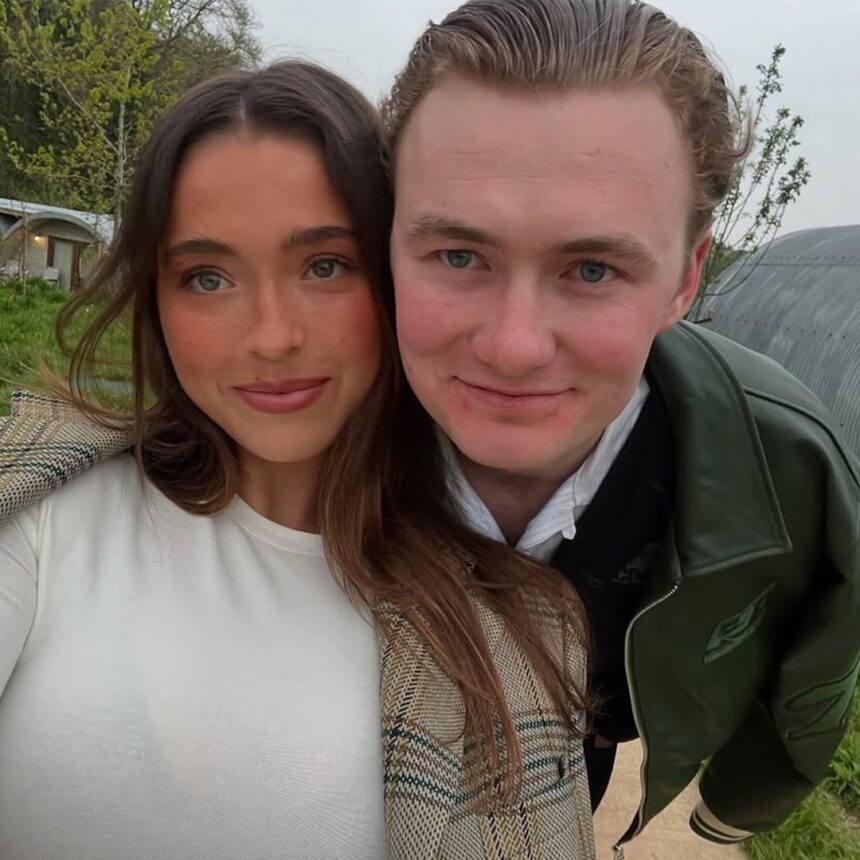 Ciò che Lola Consuelos ha condiviso sulla sua relazione con Cassius Kidston