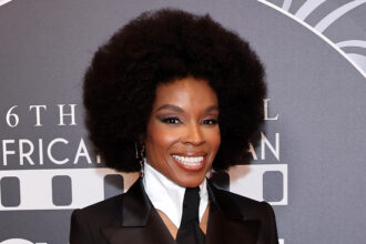 Amber Ruffin rompe il silenzio dopo essere stato lasciato cadere come ospite della cena dei corrispondenti della Casa Bianca del 2025: "Sarei stato così terribilmente cattivo"