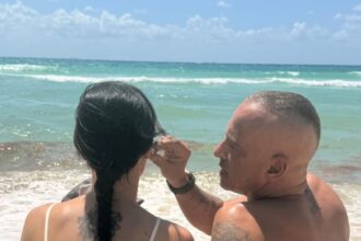 Aurora Ramazzotti in Messico con futuro marito, figlio e papà: foto della vacanza da sogno - Gossip.it