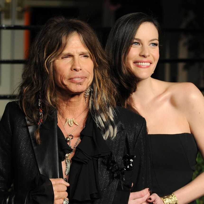 Steven Tyler, ENORME FATHING TREE di Liv Tyler: cosa sapere