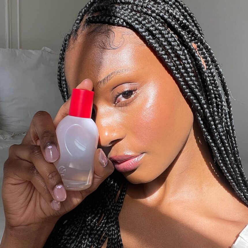 Cosa sono i profumi della pelle? Inoltre, acquista i nostri preferiti da Glossier, Phlur e altro ancora