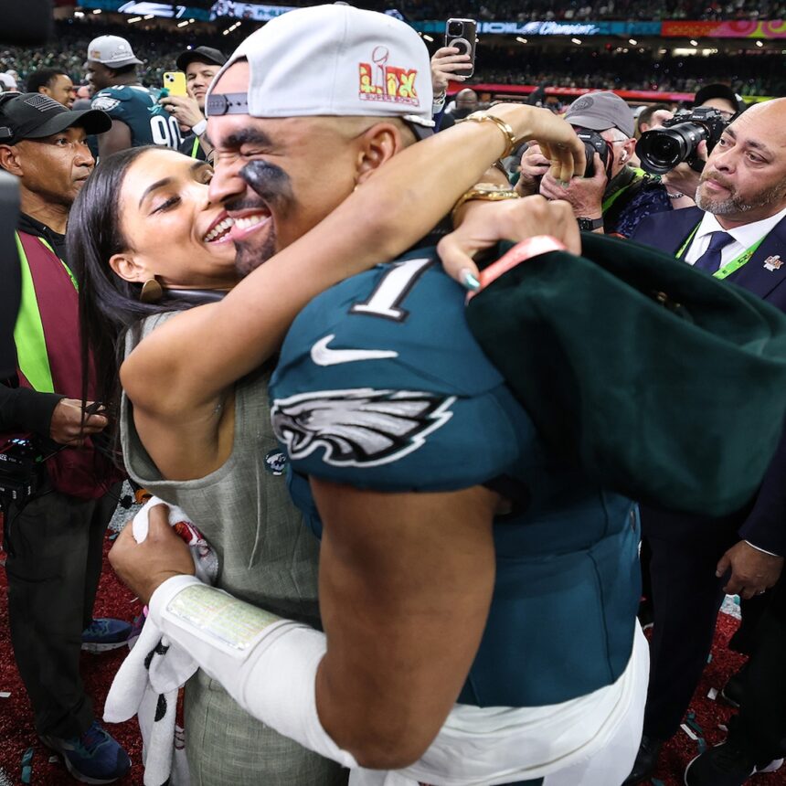 Jalen Hurts, Philadelphia Eagles Star, sposa Bry Burrows