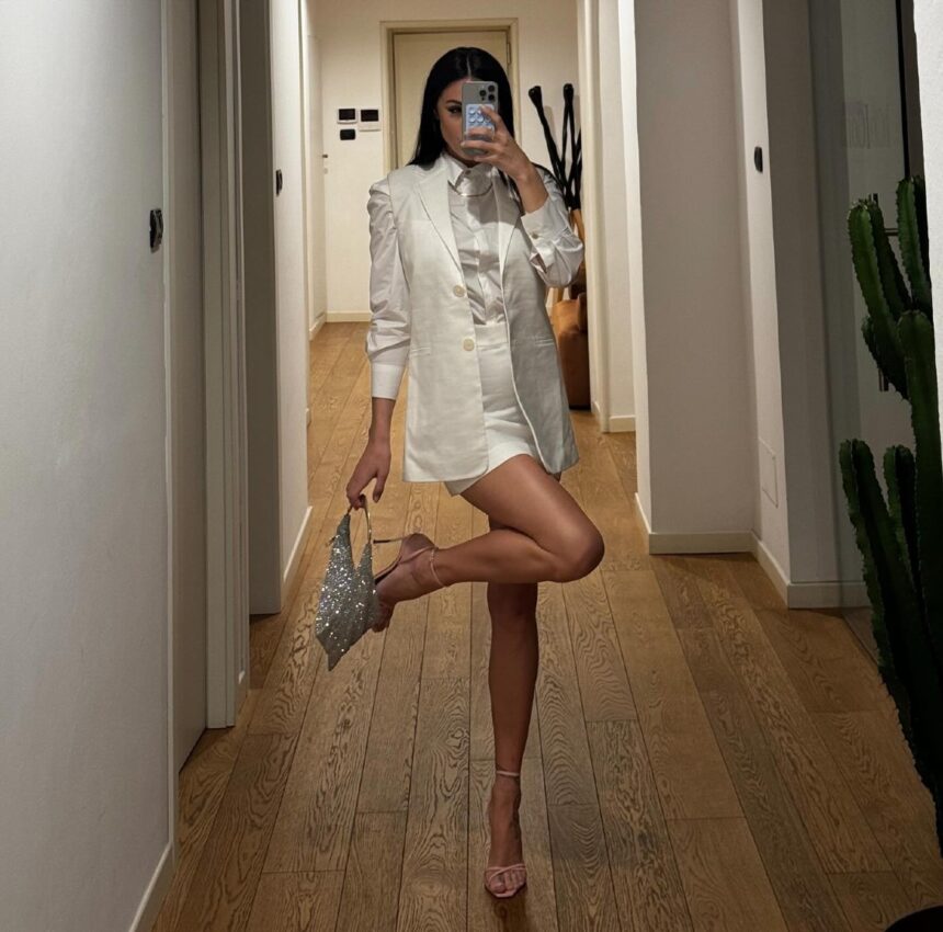 Cecilia Rodriguez incinta? Nelle nuove foto si vedrebbe il pancino che inizia a crescere, e arrivano i gossip sul genere del bebé - Gossip.it