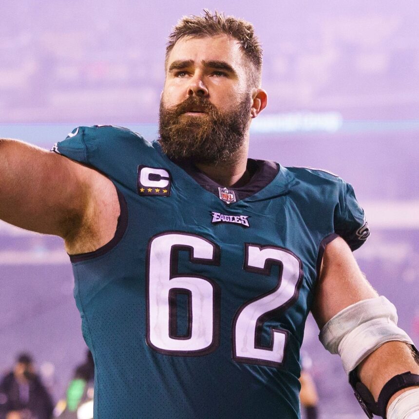 Jason Kelce rivela se la spinta di NFL è più dura del parto