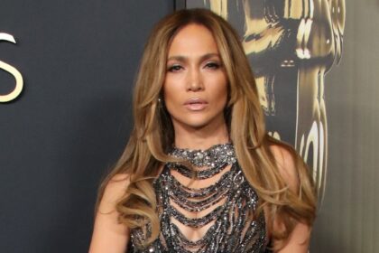 L'Emme di 17 anni di Jennifer Lopez è il suo mini-me durante la gita in famiglia