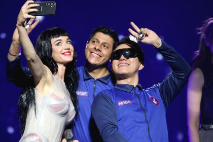Katy Perry dà il via al tour "Lifetimes" a Città del Messico dopo Blue Origin Trip nello spazio