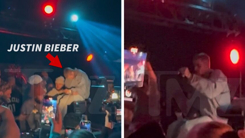 Justin Bieber Vibes alla possesso di musica al venerdì sera nel deserto, in video