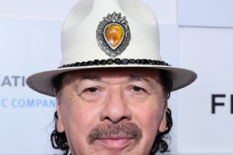 Carlos Santana subisce un'emergenza medica prima dello spettacolo