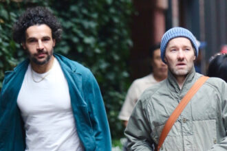 Joel Edgerton si incontra con il co-protagonista di 'It's Come Night' Christopher Abbott per il giorno fuori a New York