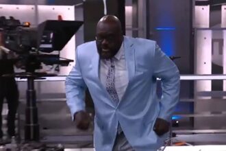 Shaq ha un'emergenza del bagno, bulloni dal set "all'interno del NBA"