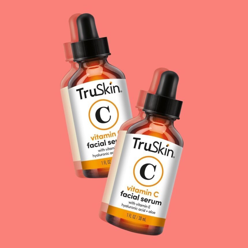 Questo siero di vitamina C da $ 19 ha oltre 98.000 recensioni a 5 stelle e è in vendita