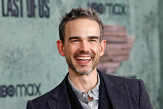 Christopher Gorham si unisce alla stagione 1 di "Georgie & Mandy" per gli ultimi due episodi, i dettagli del personaggio hanno rivelato