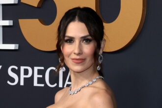 Hilaria Baldwin rivela una procedura cosmetica che aveva fatto dopo aver avuto 7 figli