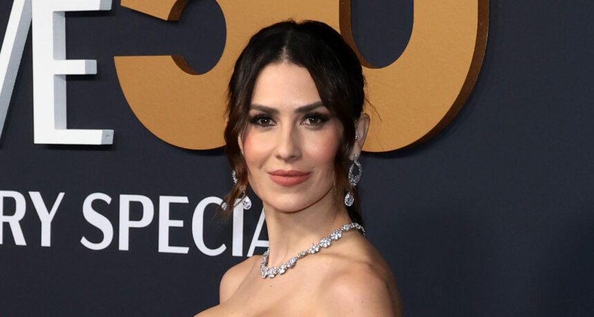 Hilaria Baldwin rivela una procedura cosmetica che aveva fatto dopo aver avuto 7 figli