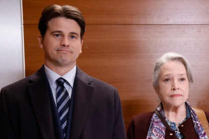 Jason Ritter sta tornando per la stagione 2 di "Matlock"? I fan pensano che abbiano individuato un indizio di Tiktok, ma ora sta rispondendo