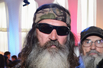 Il figlio di Phil Robertson dà aggiornamento sulla sua brughiera dopo la diagnosi di Alzheimer