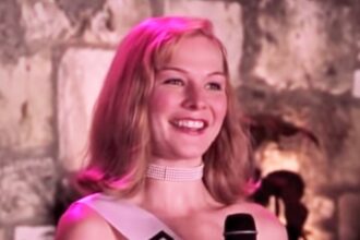 Heather Burns di Miss Congenialità ci ricorda che è una vera regina