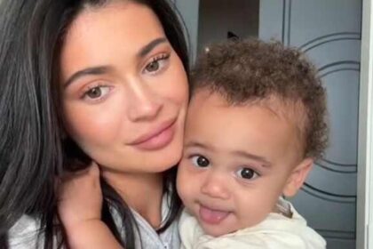 Kylie Jenner si prepara per Coachella 2025 con figlio Aire Webster