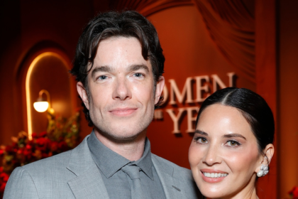 Olivia Munn rivela come John Mulaney l'ha sorpresa al loro matrimonio