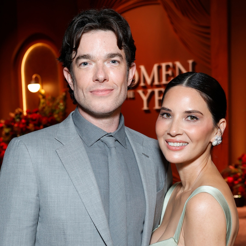Olivia Munn rivela come John Mulaney l'ha sorpresa al loro matrimonio