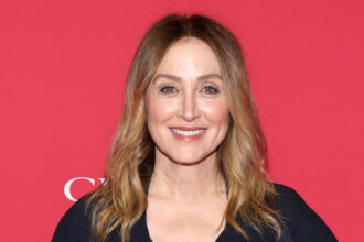 Sasha Alexander si unisce a "The Lincoln Lawyer" per la stagione 4
