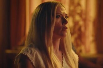 Scarlett Johansson Cameos nel ruolo di Ivanka Trump in "The White Lotus" parodia di "Saturday Night Live" - ​​Watch!