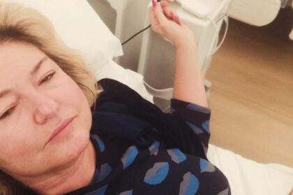 ''Improvvisi dolori fortissimi'': la conduttrice Monica Setta ricoverata e operata d'urgenza, foto e cosa le è successo - Gossip.it
