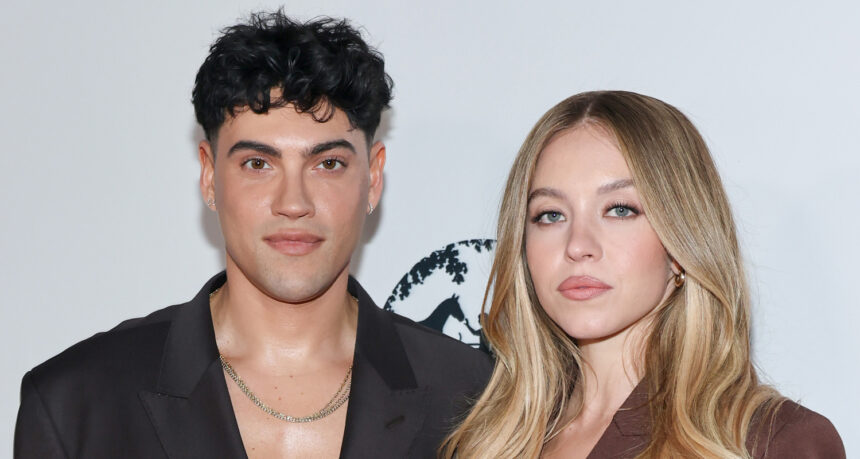 Sydney Sweeney supporta il parrucchiere Glen 'Coco' OPEZA ai Hollywood Beauty Awards