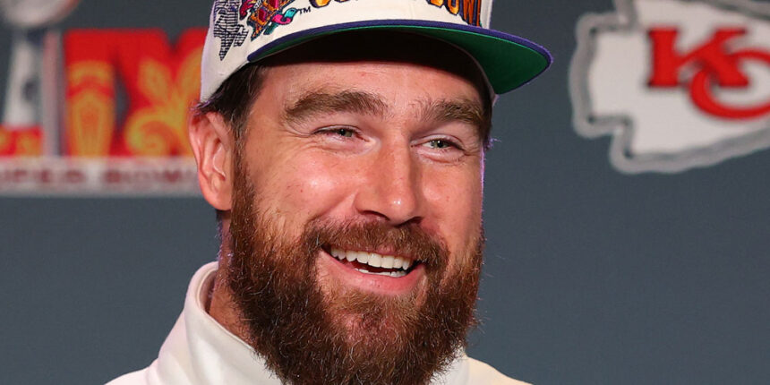 La personalità dello sport Nick Wright spiega perché non ha parlato con Travis Kelce da quando è diventato una "celebrità Super-Duper"
