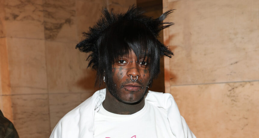 Lil Uzi Vert si precipitò in ospedale a New York, tenuto durante la notte dopo essersi ammalato