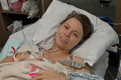 Bindi Irwin condivide l'aggiornamento sulla "guarigione" 2 settimane dopo l'intervento di emergenza