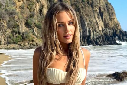 Modello Jessica Lord sembra incredibile nelle foto di Bikini Hot