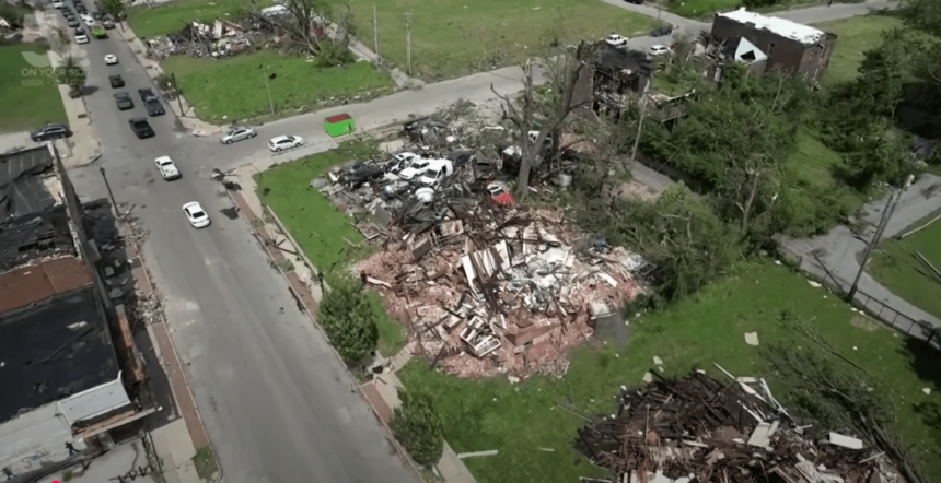 Op-ed: un tornado appena distrutto Black St. Louis, è ora che Black America si unisca