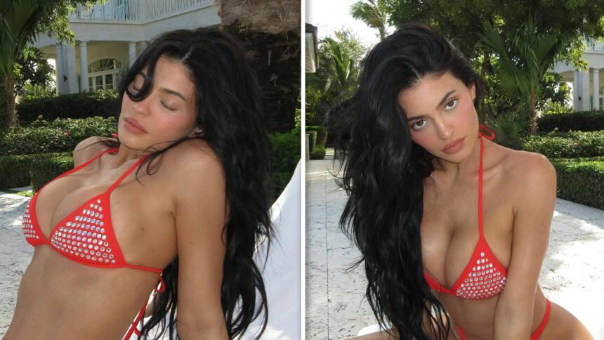Kylie Jenner sfrigola in bikini rossi durante i turchi e Caicos
