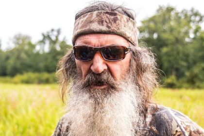 Star "Duck Dynasty" Phil Robertson Dead a 79
