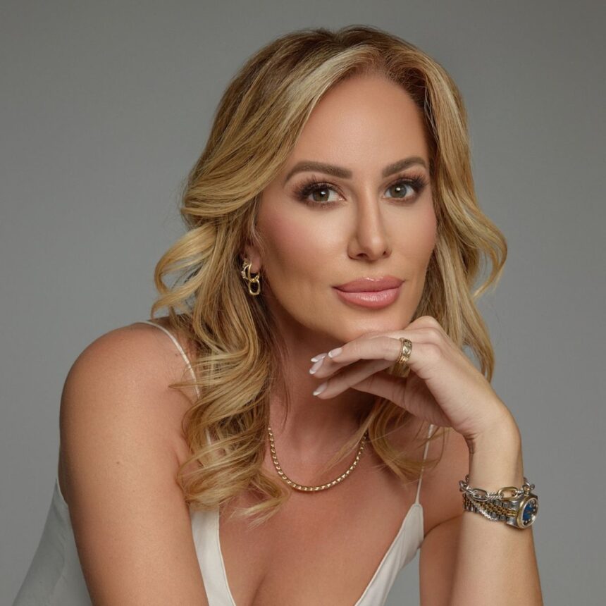 Come l'influencer di bellezza Kat James inchioda ogni volta l'ombretto perfetto