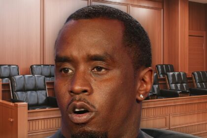 Giuria di prova di diddy seduta, 12 giurati, 6 alternativi pronti per le dichiarazioni di apertura