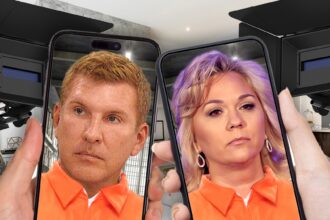 Todd e Julie Chrisley saranno nel nuovo reality show della famiglia attraverso le chiamate carcerarie
