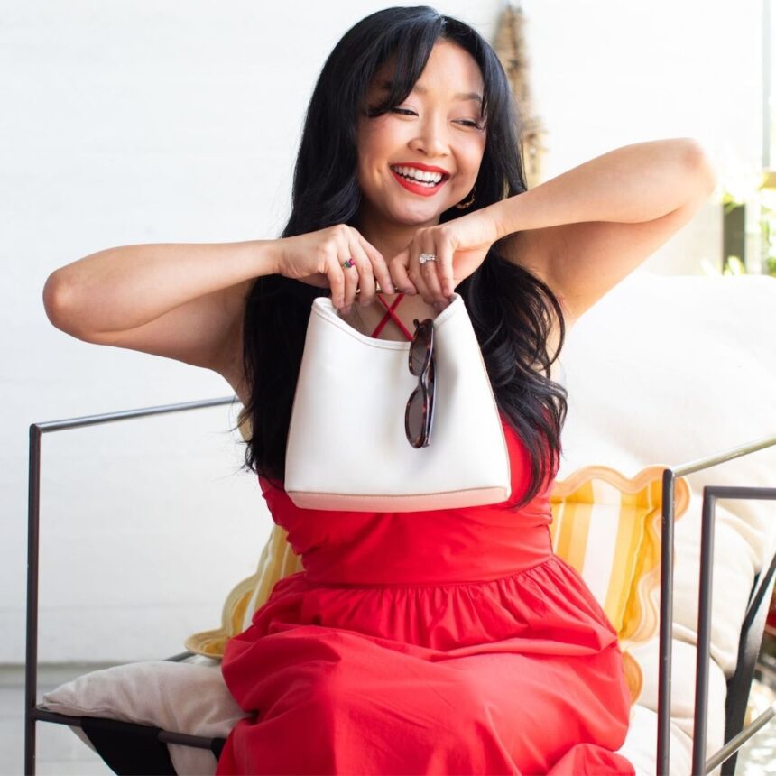 Target di Lana Condor Target per l'estate