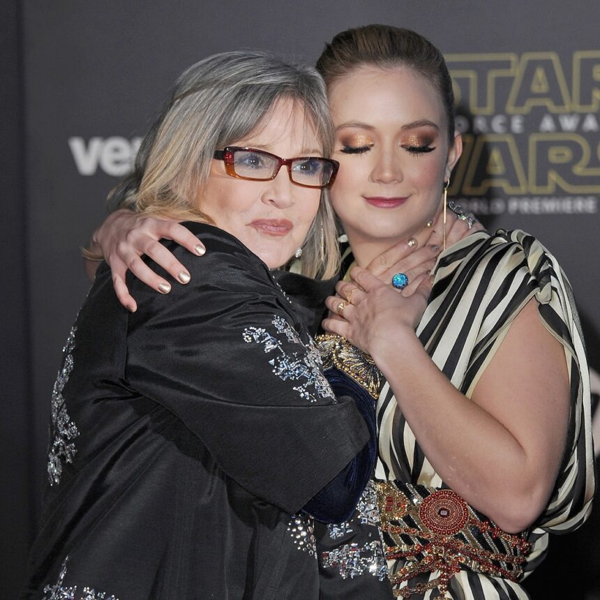 Billie Lourd onora Carrie Fisher per Star Wars Day
