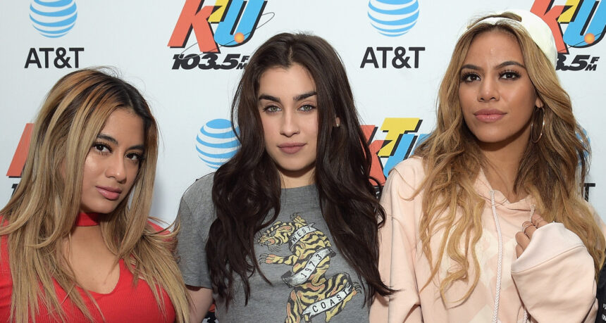 Ally Brooke, Lauren Jauregui e Dinah Jane hanno la quinta riunione di armonia durante il gioco WNBA