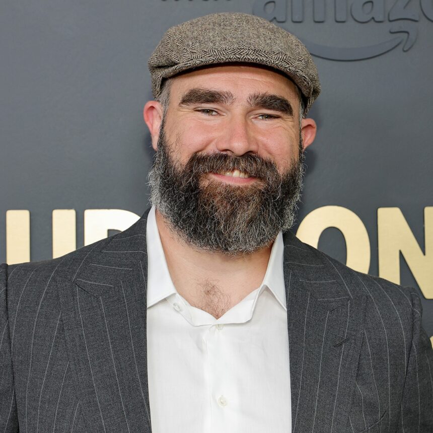 Taylor Swift incontra il bambino n. 4 di Jason Kelce e Kylie Kelce