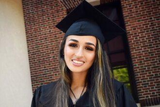 Jazz Jennings si laurea alla Harvard University