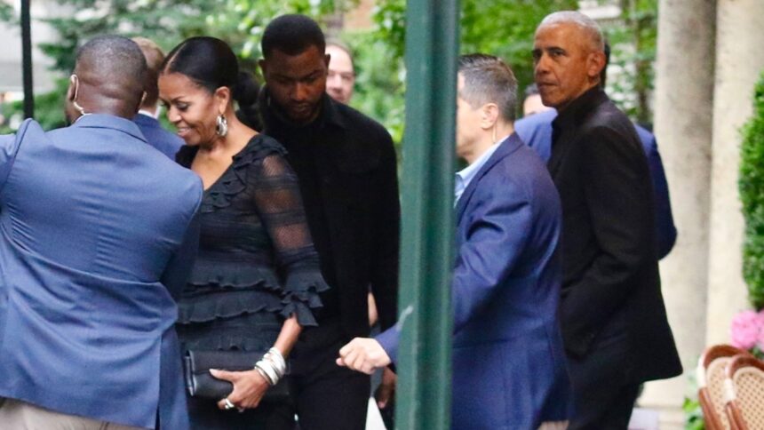 Barack e Michelle Obama hanno individuato insieme al New York Hotel