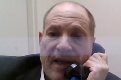 Harvey Weinstein dice a Candace Owens che è innocente, fa esplodere Gwyneth Paltrow