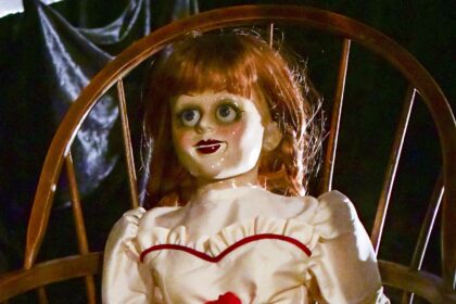 La bambola Annabelle è reale? Tutto sulla figura infestata di Ann Raggedy - Hollywood Life